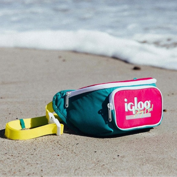 Brand New insulated IGLOO Retro Style Cooler Fanny Pack Bag 38” Waist Strap - Picture 4 of 8